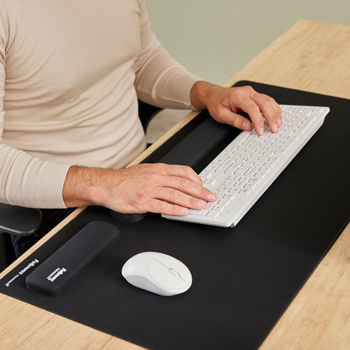 Breyta™ Keyboard Wrist Rest