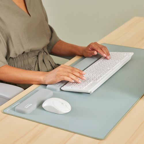 Breyta™ Keyboard Wrist Rest