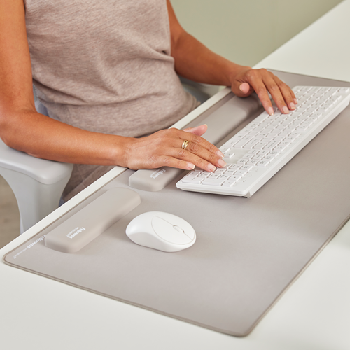 Breyta™ Keyboard Wrist Rest