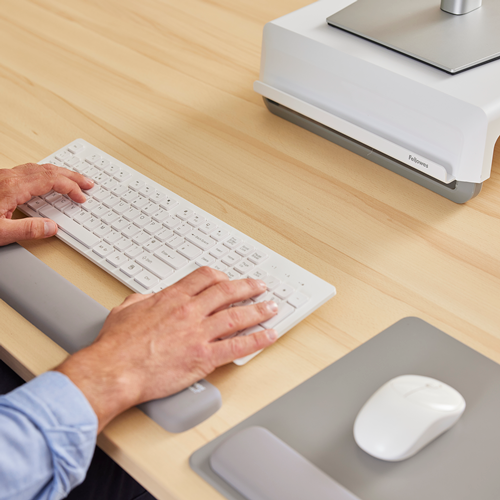 Breyta™ Keyboard Wrist Rest